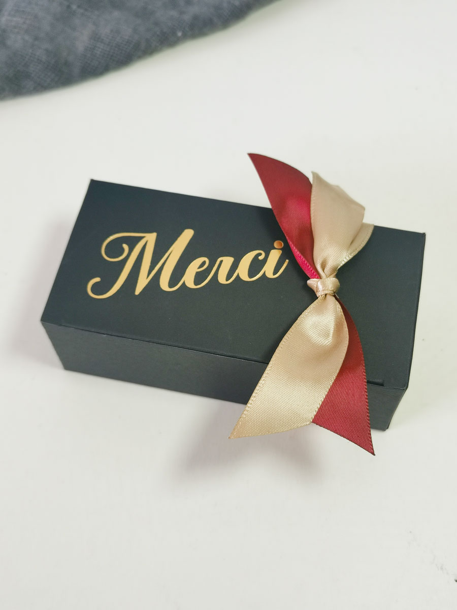 Kleine Geschenkdozen Merci Par - Wedding Supply Business recensie en prijs