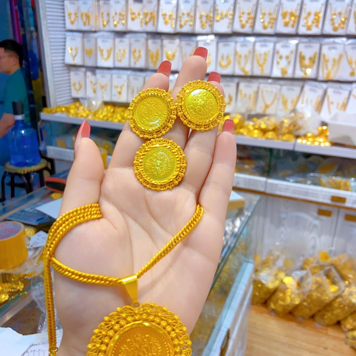 Nieuwe 24K Vergulde Dubai Sier - Wedding Zone recensie en prijs