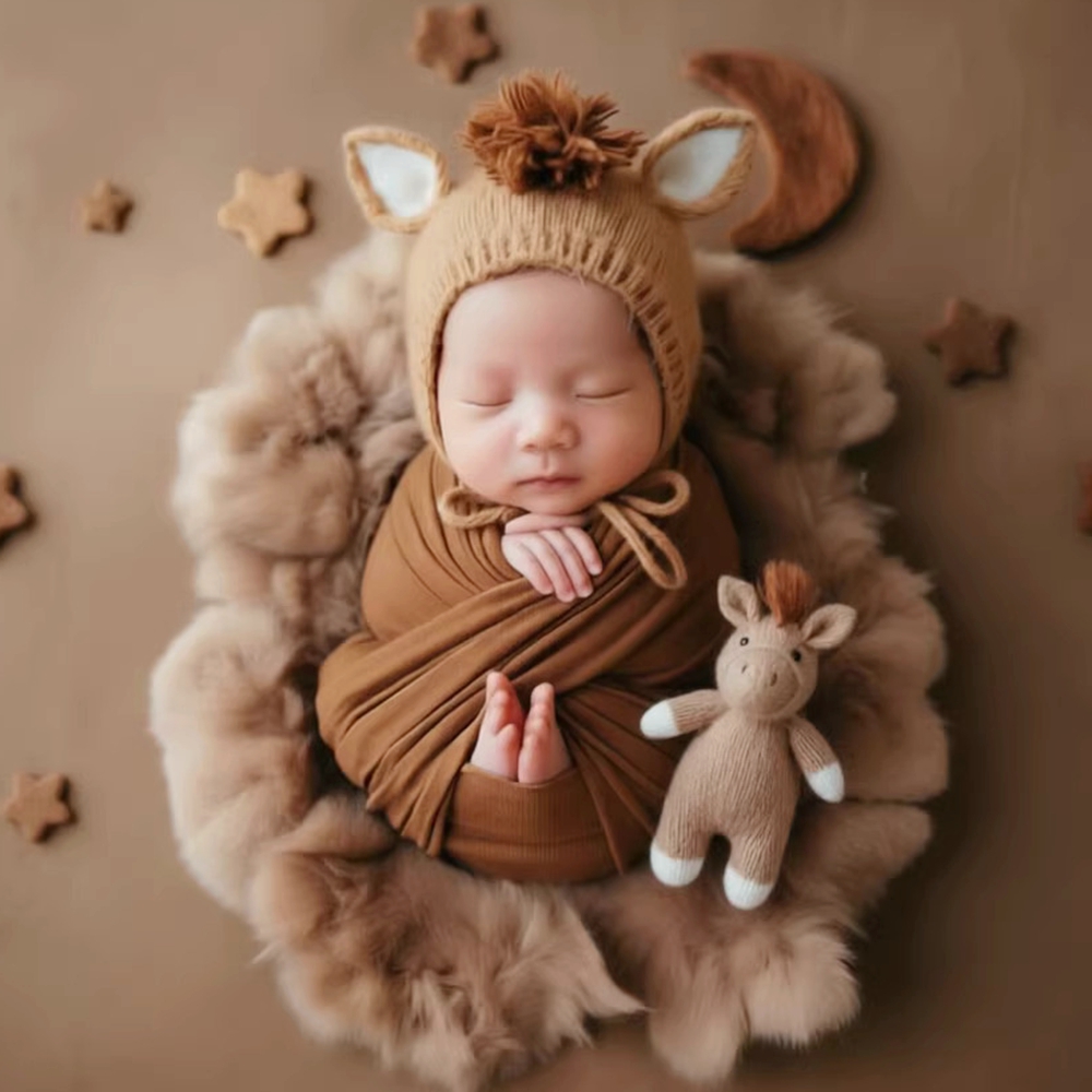 Gebreide paardenmuts met pop,  - Photo Booth Prop recensie en prijs